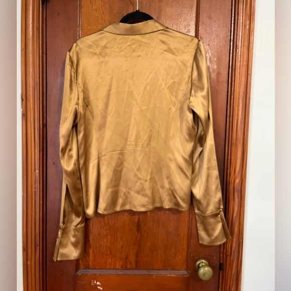 Garfield & Marks 98% Silk Blouse Gold Color - Picture 6 of 6